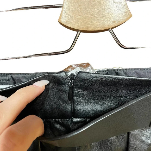 Zara Belted Faux Leather Mini‎ Skirt Black Size Small - Picture 6 of 10
